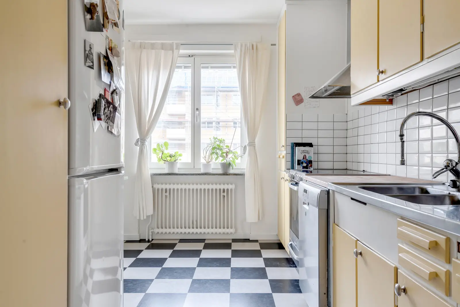 Lägenhet, S:t Olofsgatan 66B, Uppsala. Bild 1 av 24