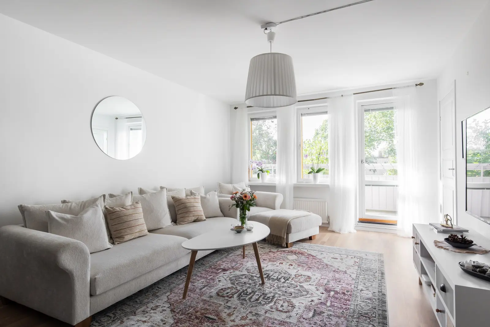 Lägenhet, Ornövägen 16, Nacka. Bild 1 av 24