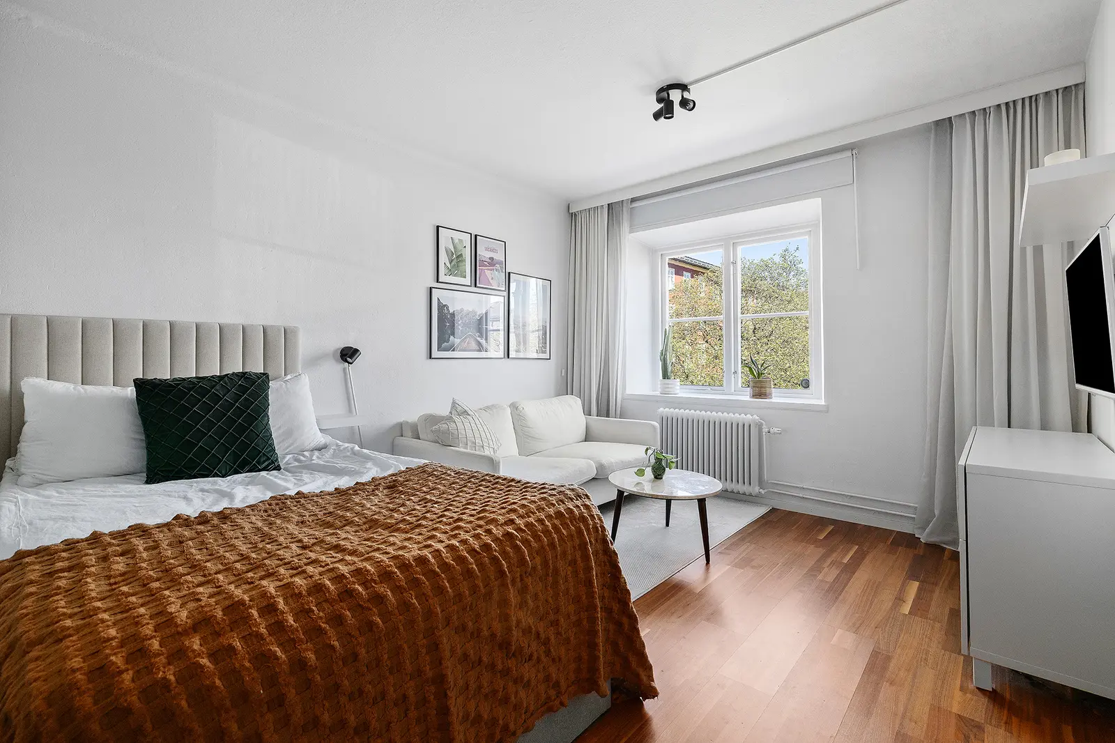 Apartment, Follingbogatan 22, Stockholm. Photo 1 of 14
