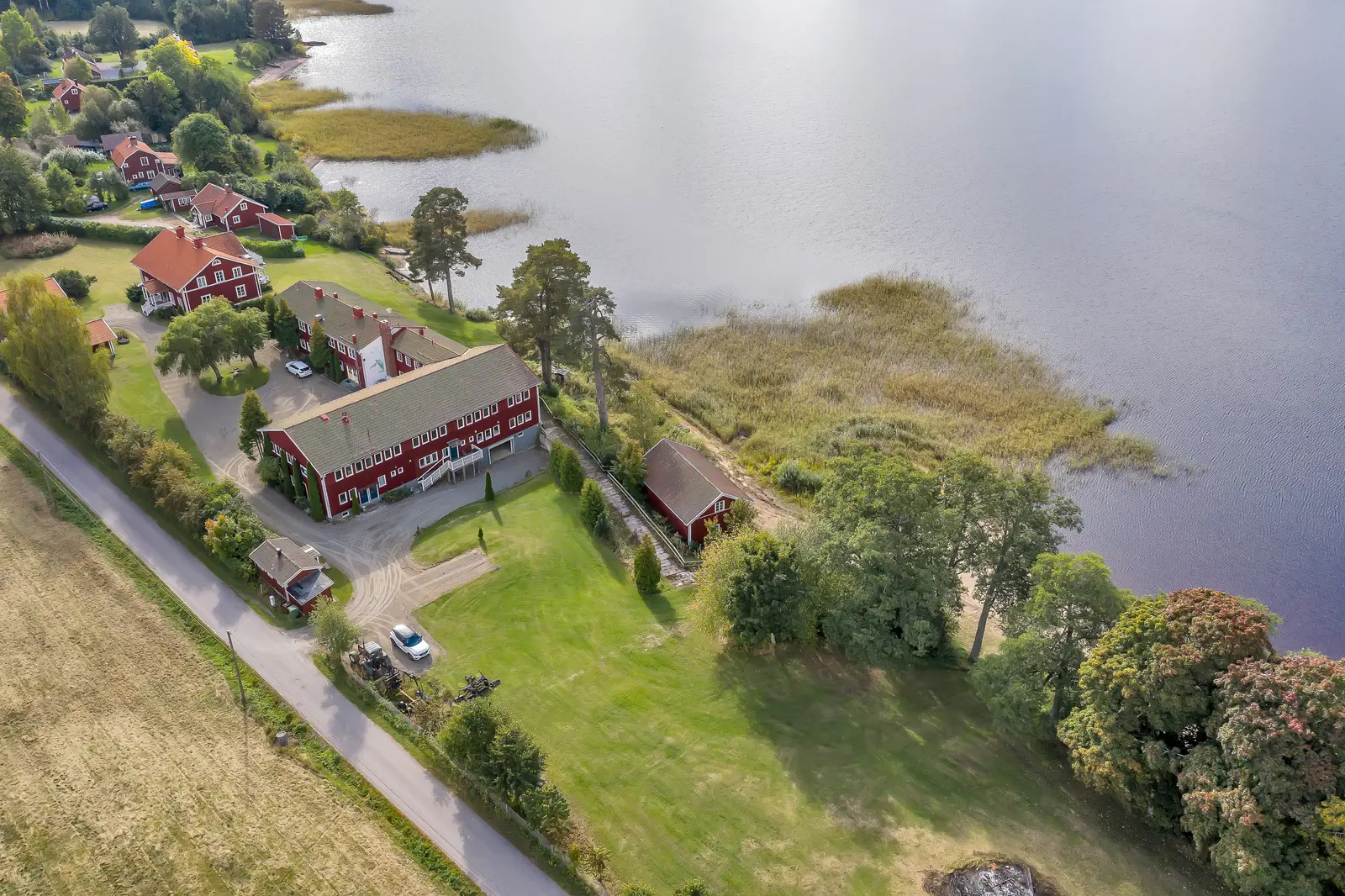 Villa, Östa byväg 45, Heby. Bild 1 av 40