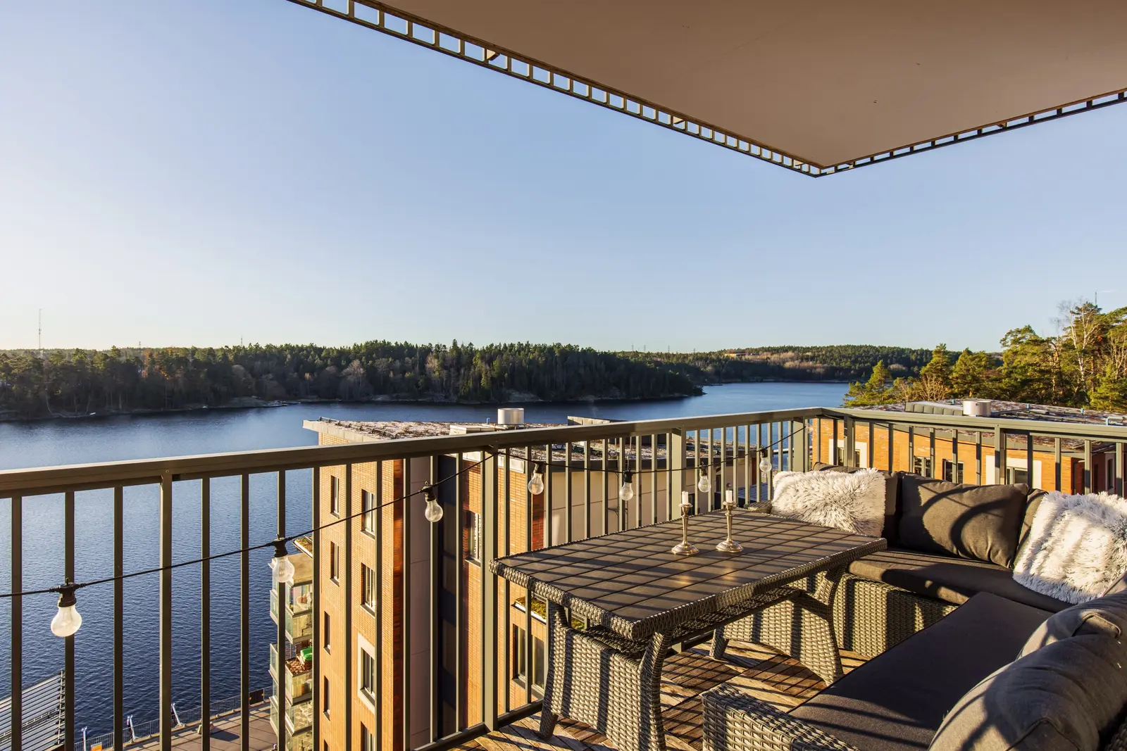 Apartment, Tollareslingan 18, Nacka. Photo 1 of 40