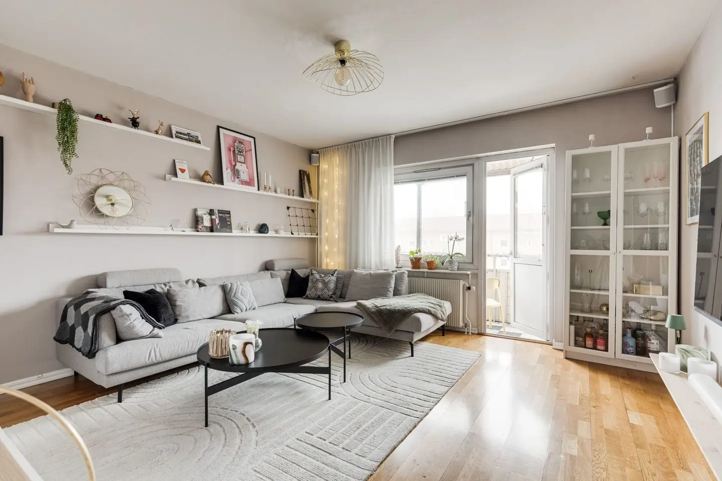 Lägenhet, Karl Staaffsgatan 18B, Göteborg. Bild 1 av 19
