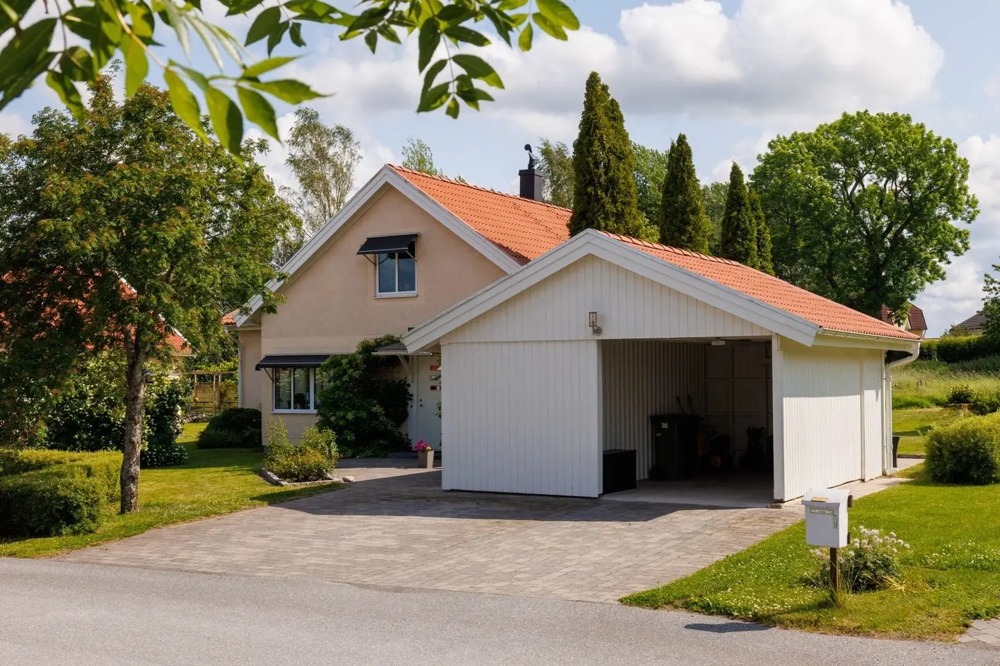 House, Backstugevägen 20, Kumla. Photo 1 of 62