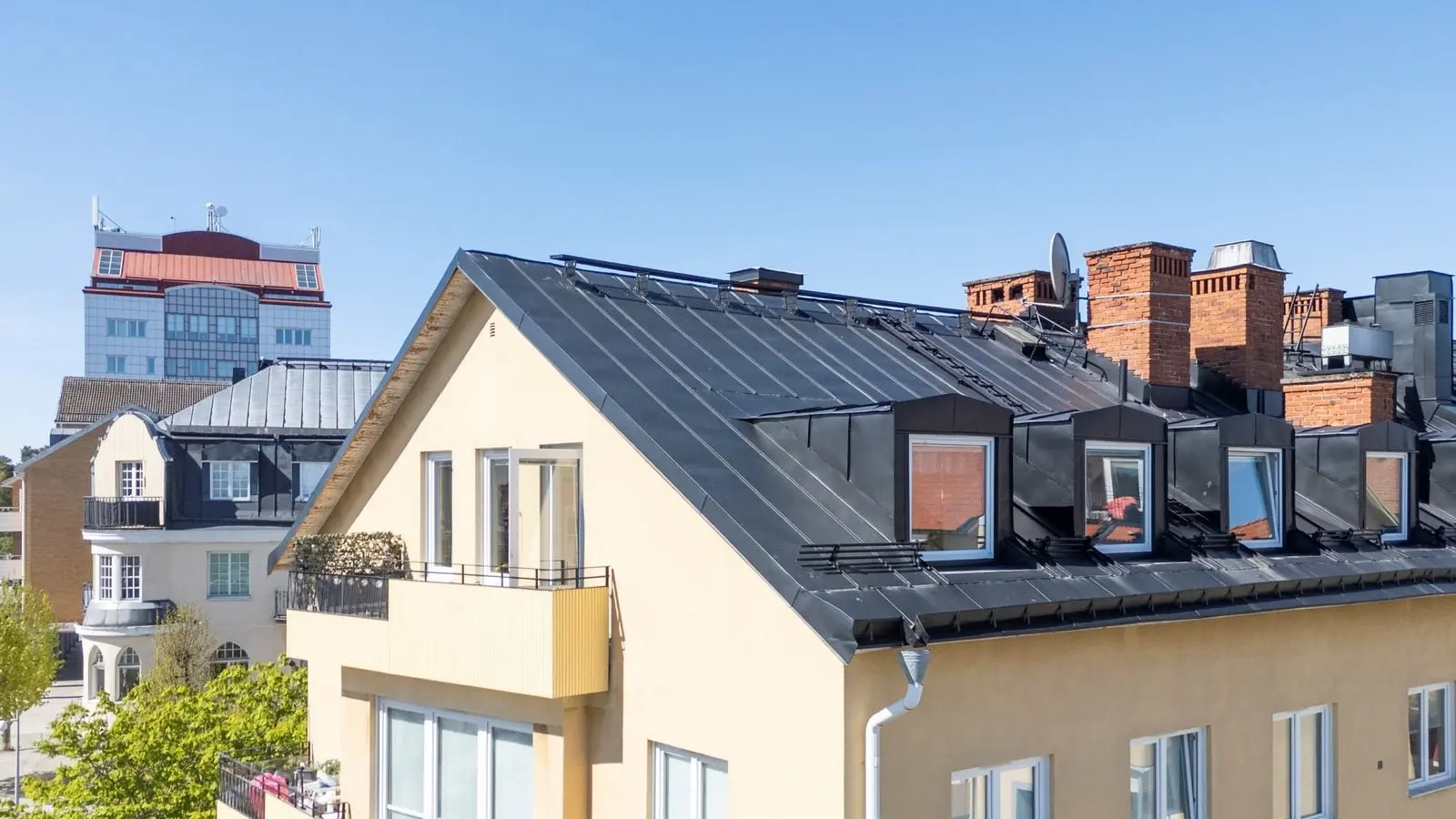 Image 1 of 33 of Centralgatan 6A