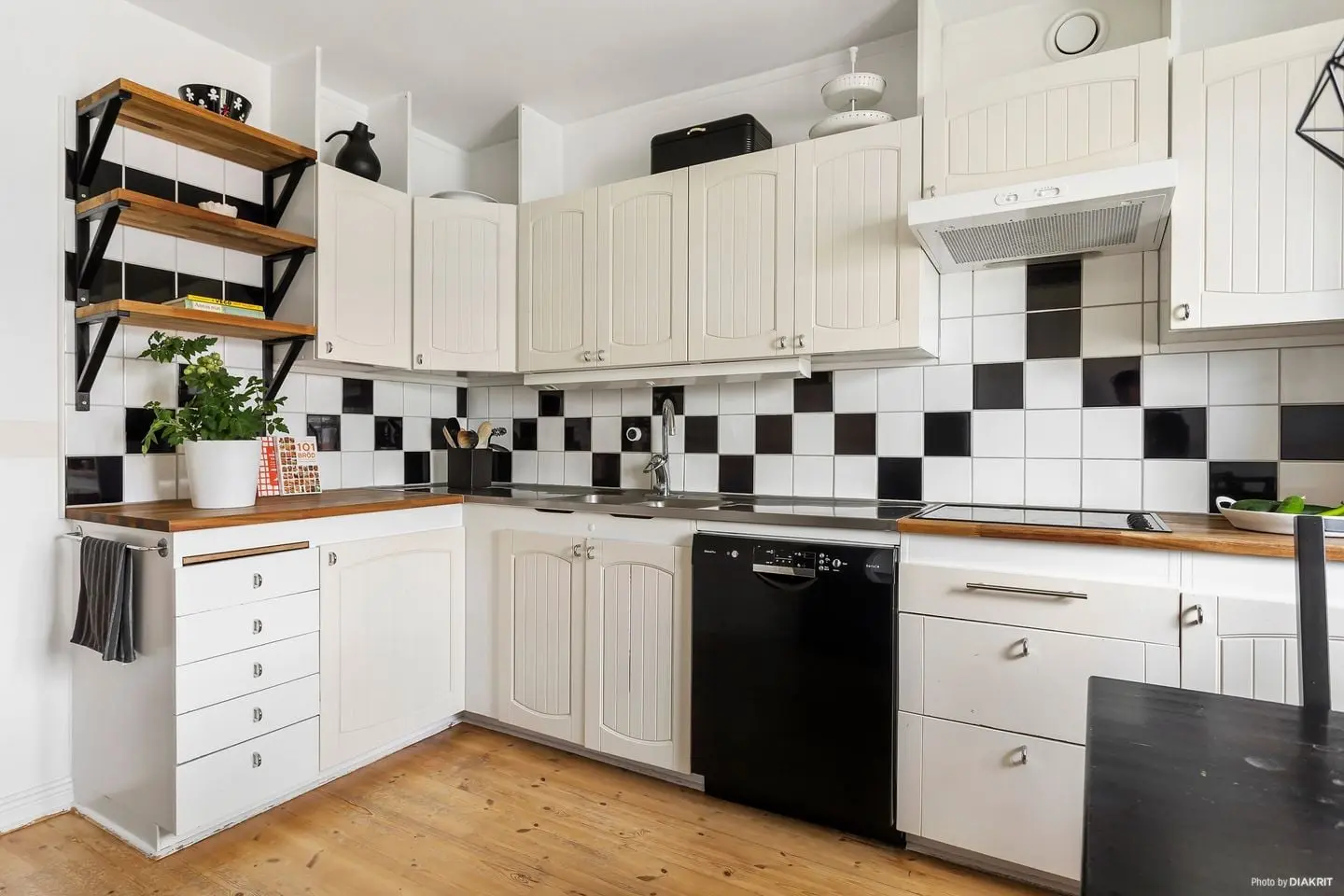 Lägenhet, Högalidsvägen  24a, Trelleborg. Bild 1 av 20