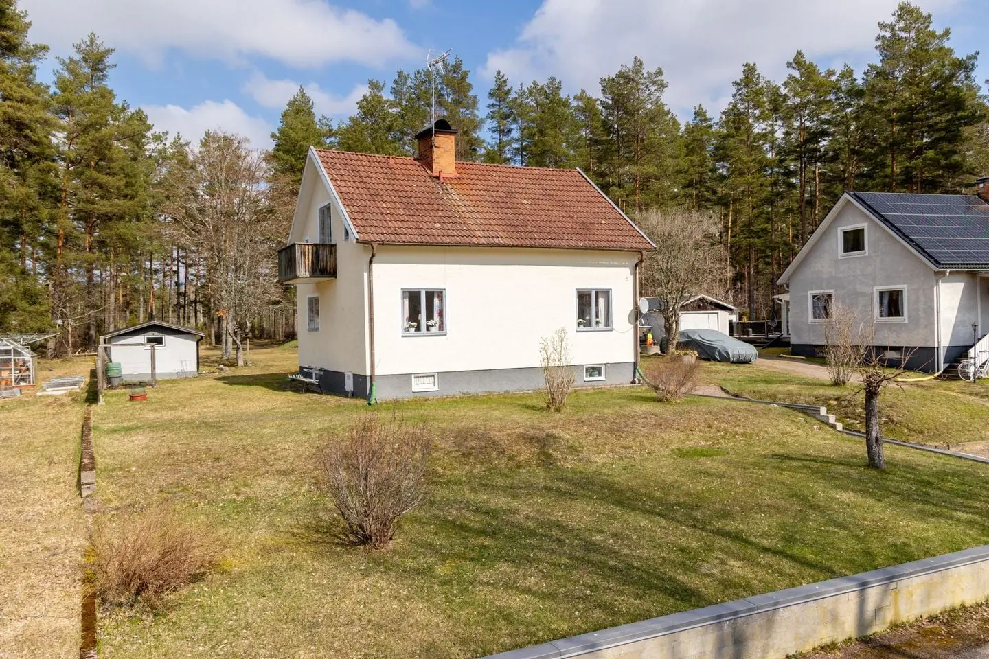 Image 1 of 25 of Movägen 5