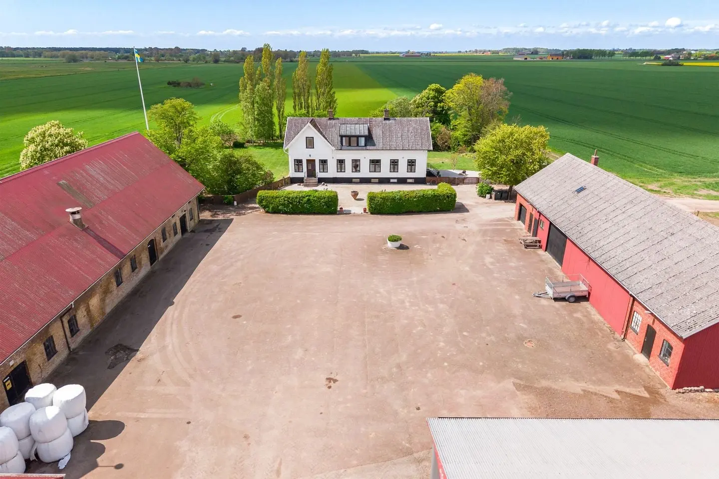 Farm, Västra Kannikvägen 6, Lomma. Photo 1 of 35