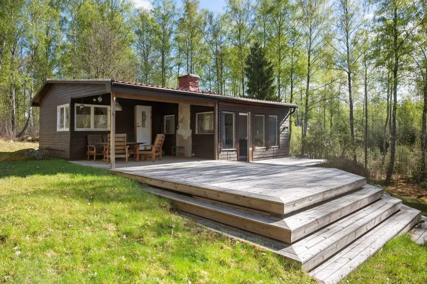 Image 1 of 31 of Sämsholm Linesand 37