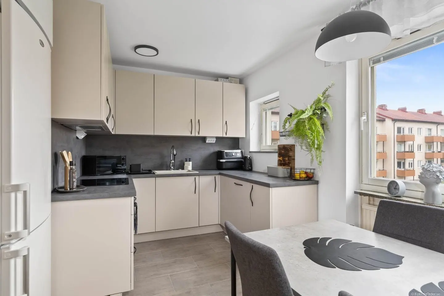 Lägenhet, Grengatan 5C, Sjöbo. Bild 1 av 13