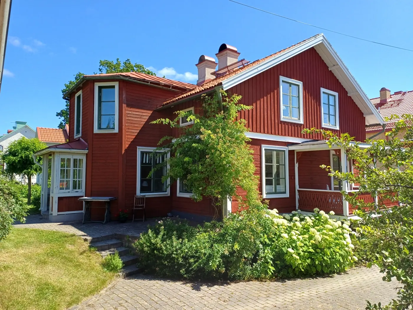 Villa, Trädgårdsgatan 5, Lindesberg. Bild 1 av 20