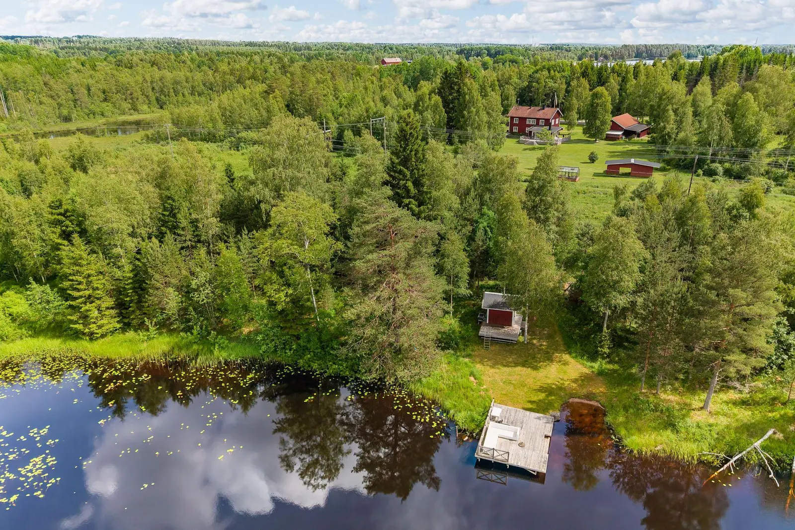 Gård, Klackbergsvägen 155, Norberg. Bild 1 av 20