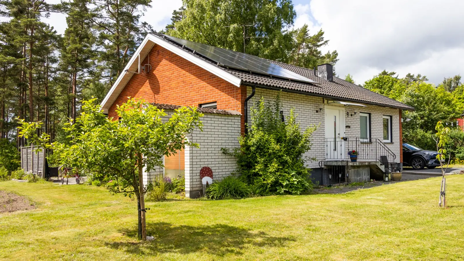 Image 1 of 20 of Gamla vägen 9