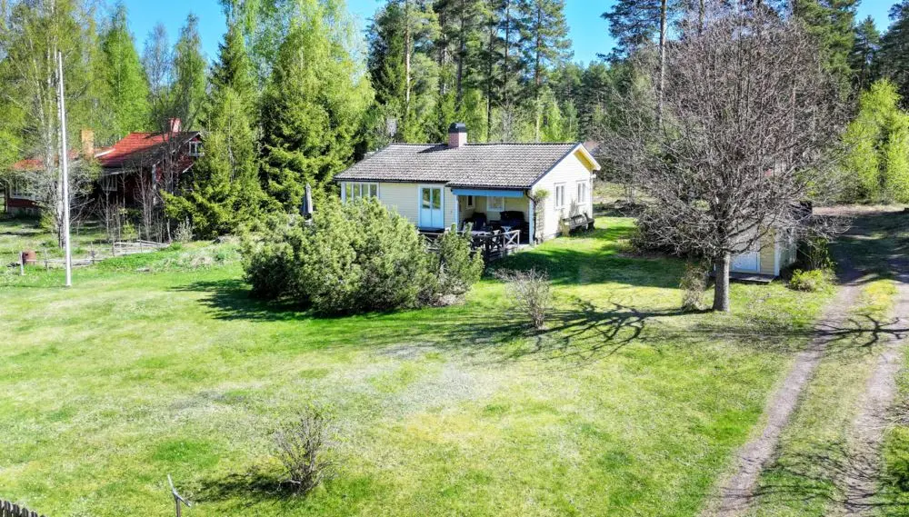 Image 1 of 20 of Framvägen 3