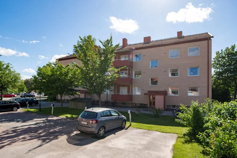 Image 1 of 19 of Norra Ringvägen 27A