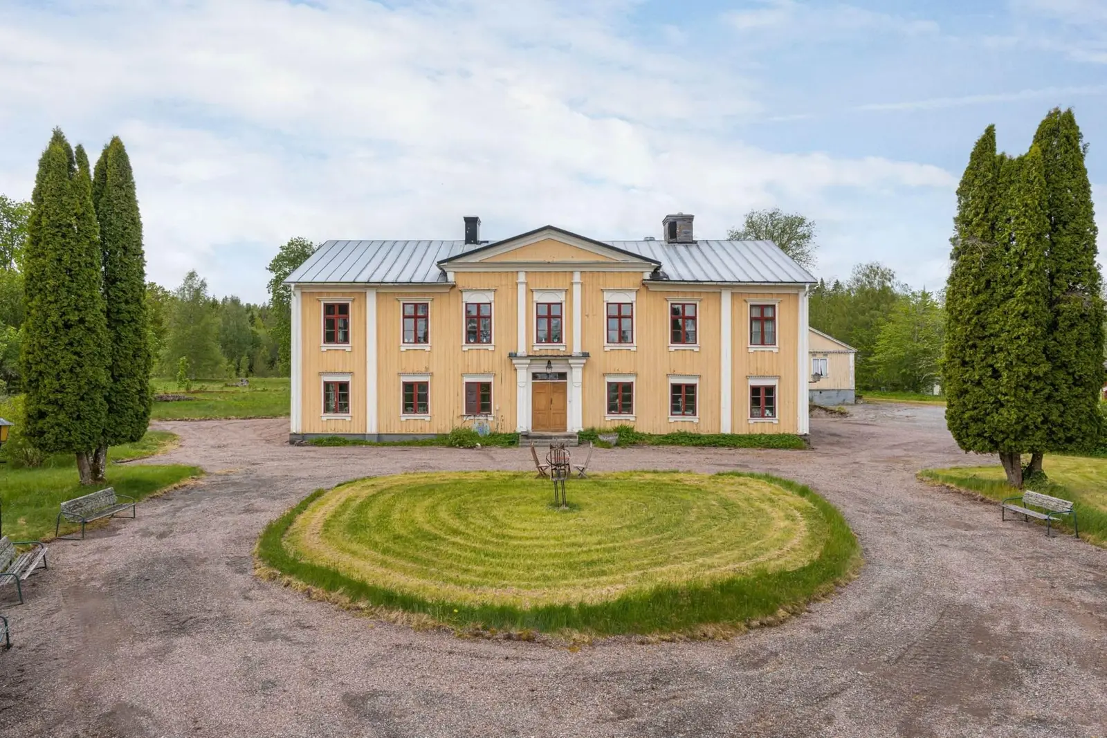 Farm, Kalhyttevägen 8, Filipstad. Photo 1 of 40