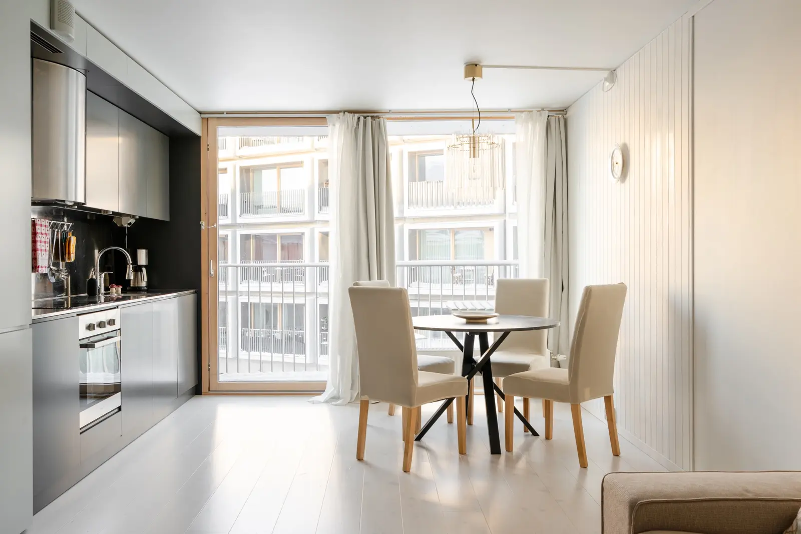 Lägenhet, Klyvargatan 13, KNIVSTA, KNIVSTA. Bild 1 av 10