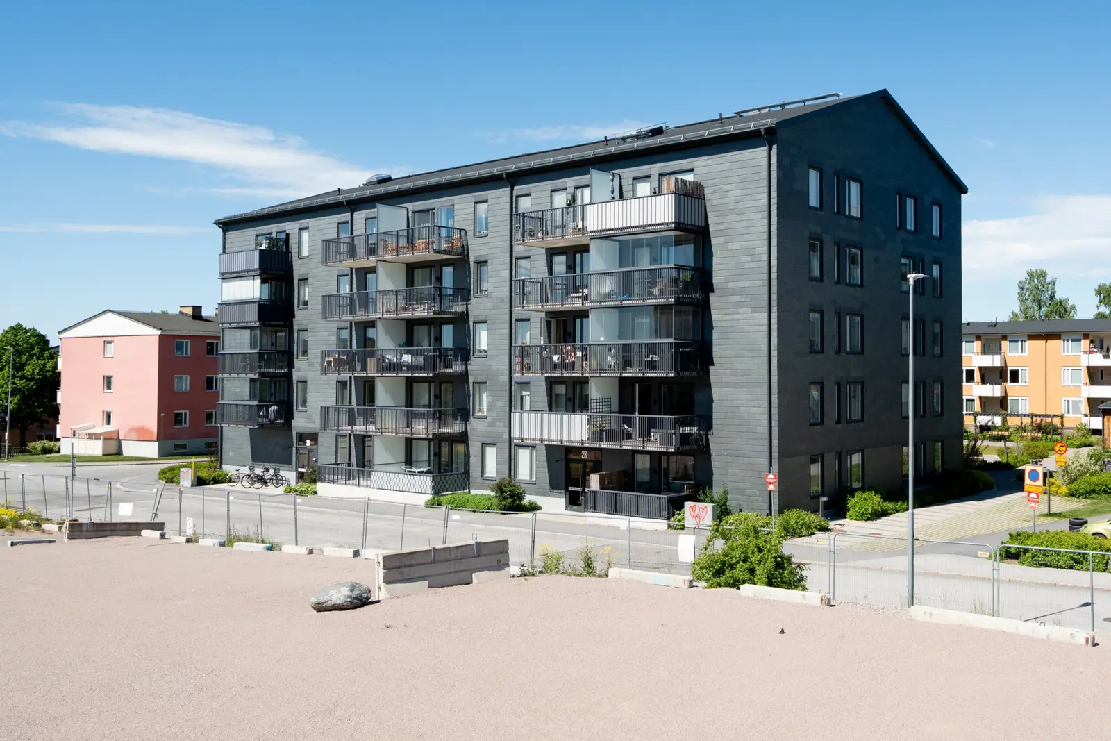 Lägenhet, Gränby bilgata 26, Uppsala, Uppsala. Bild 1 av 2