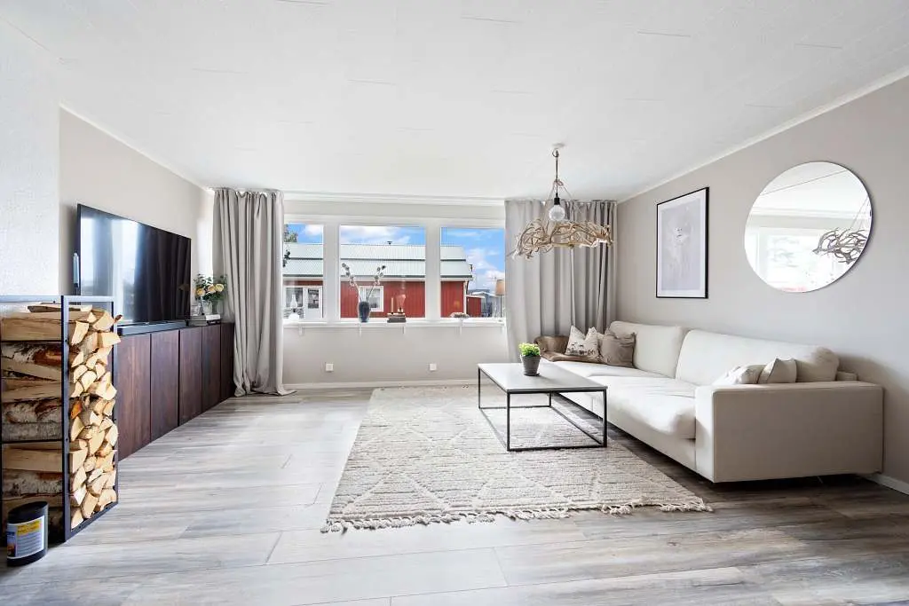 Villa, Västergatan 28, Jokkmokk. Bild 1 av 20