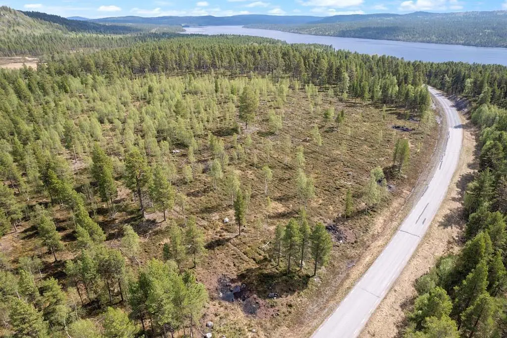 Tomt / mark, Hällbacken 1:40 & 1:39, Arjeplog. Bild 1 av 8