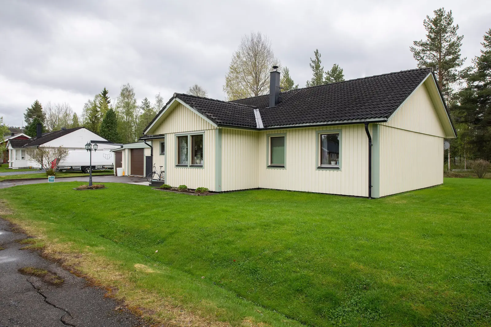 House, Falkvägen 5, Malå. Photo 1 of 20