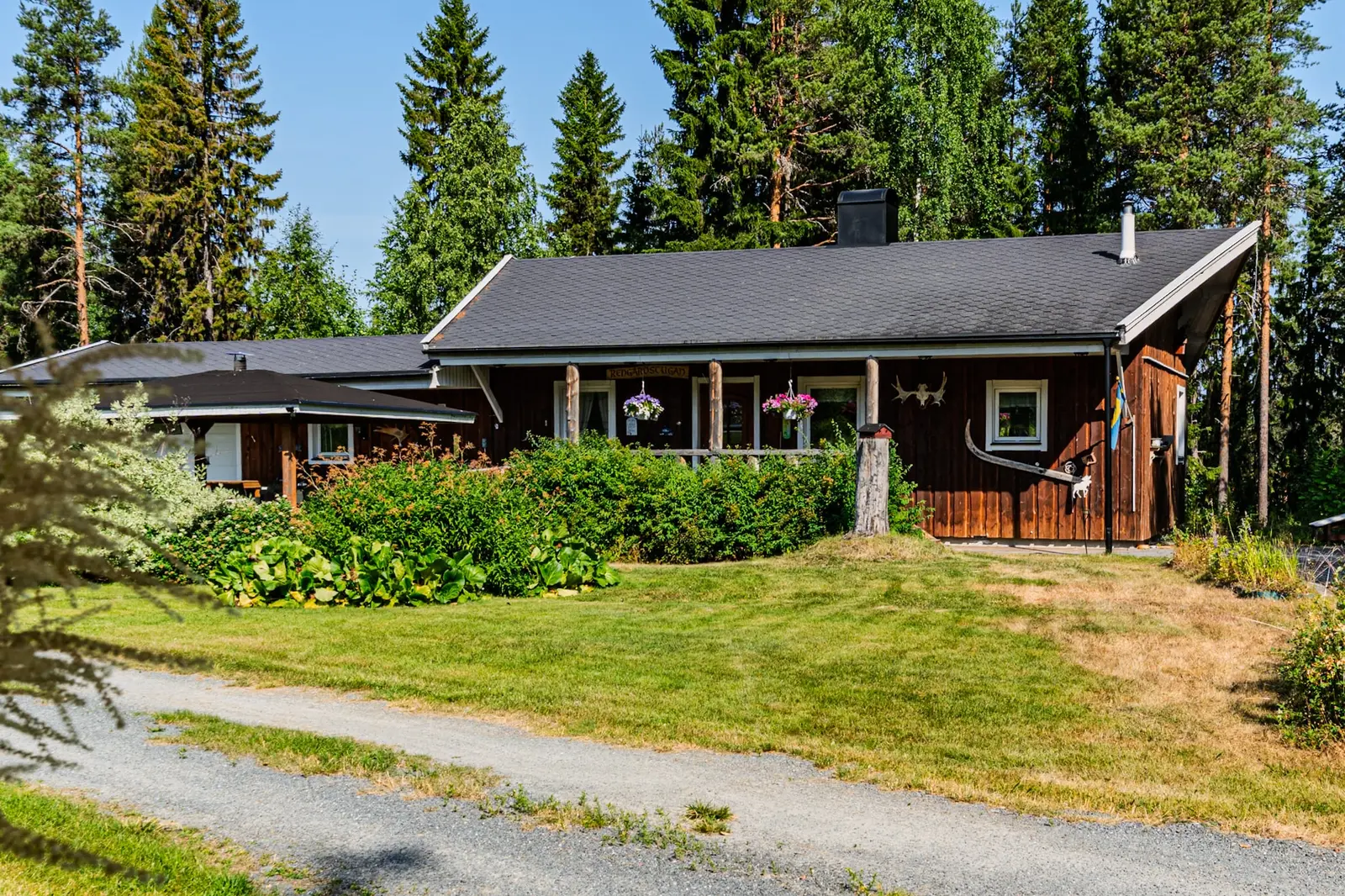 Villa, Rengård 10, Boliden. Bild 1 av 20