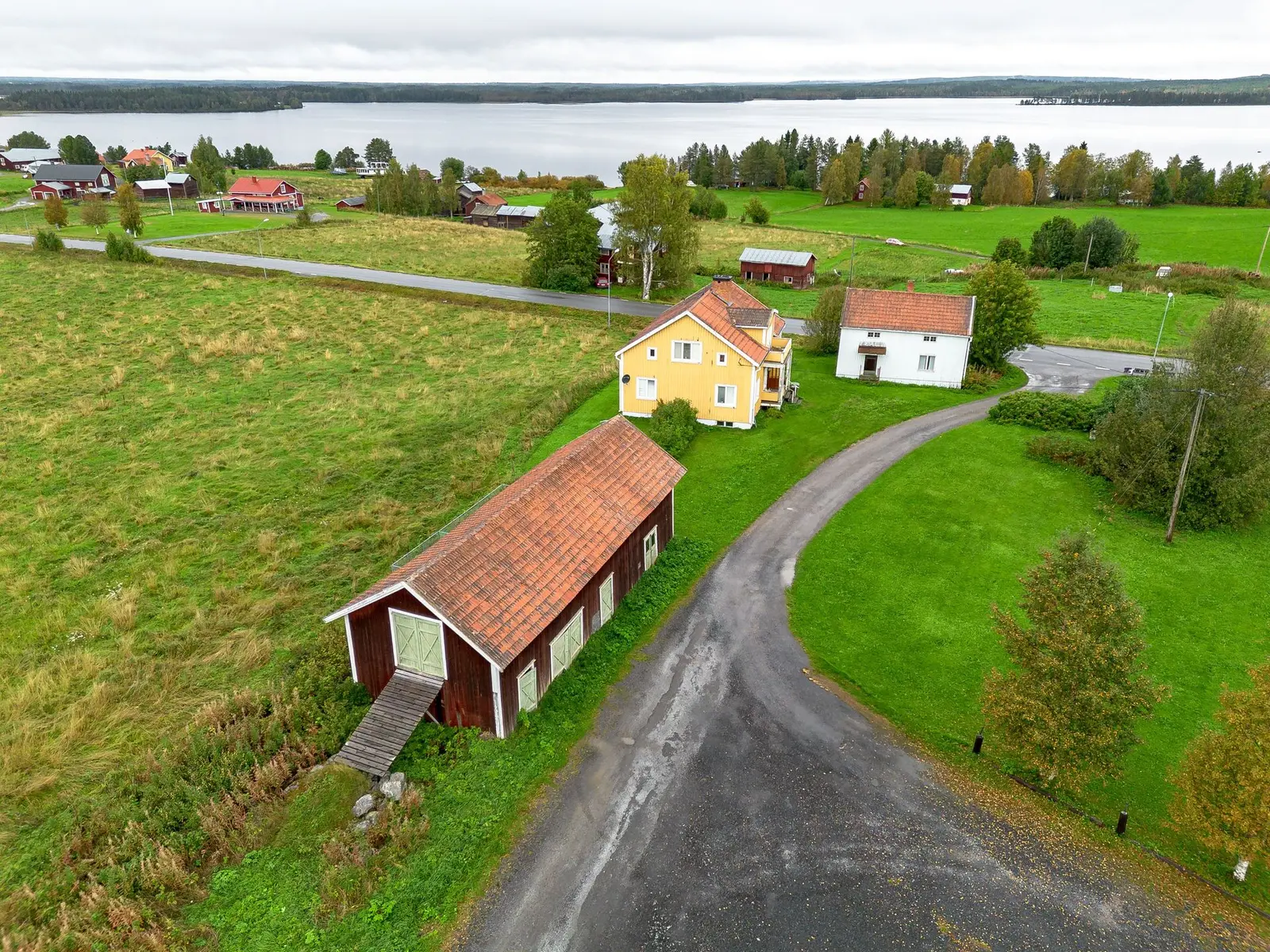 Gård, Ede 502, Strömsund. Bild 1 av 40