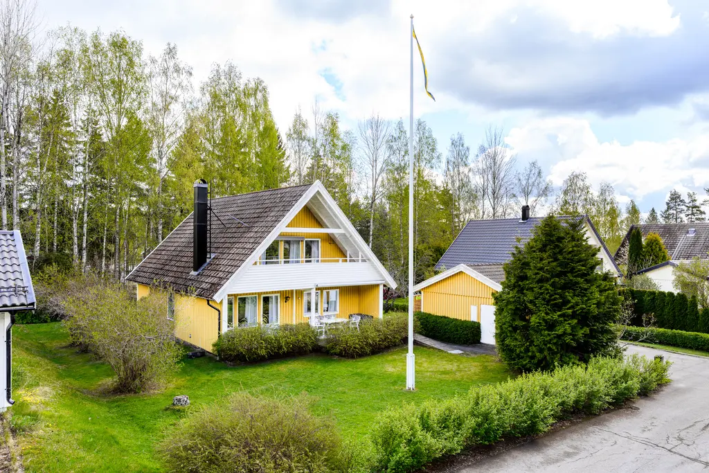 Bild 1 av 16 på Sölvers väg 6