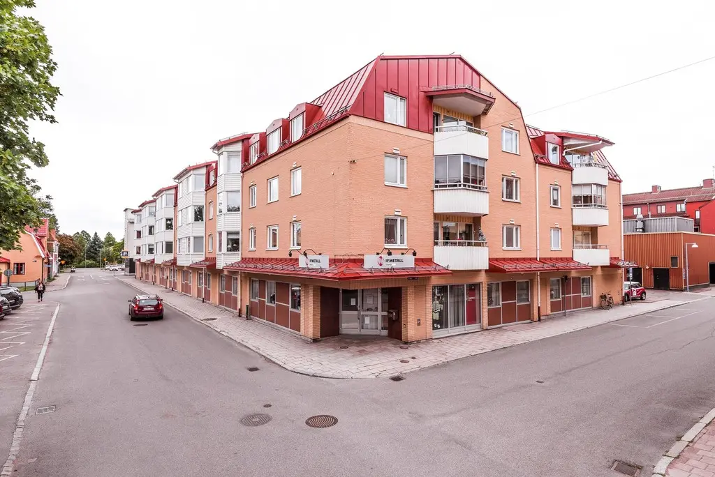 Image 1 of 40 of Wallingatan 32