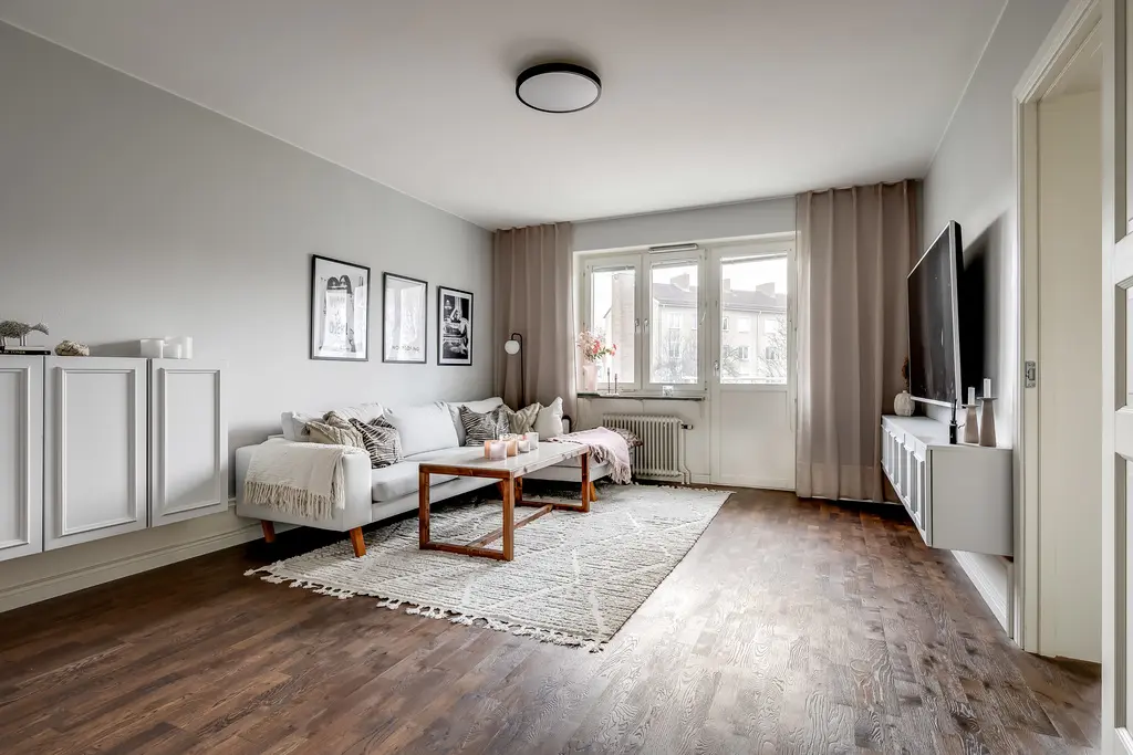 Image 1 of 40 of Husebygatan 3B