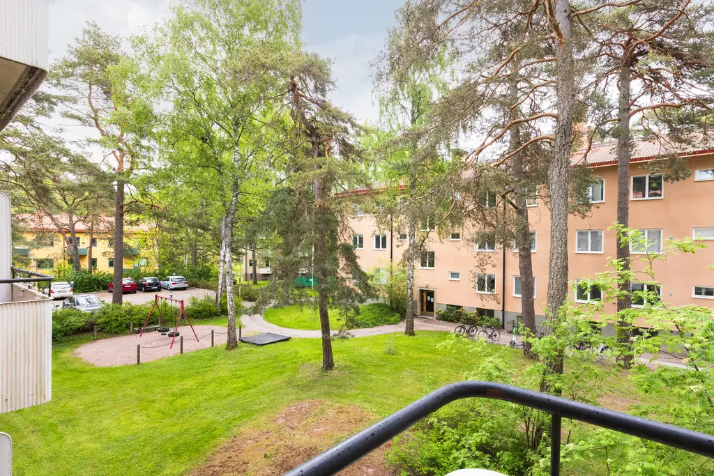 Lägenhet, Lindsbergsgatan 10A, Knivsta. Bild 1 av 20