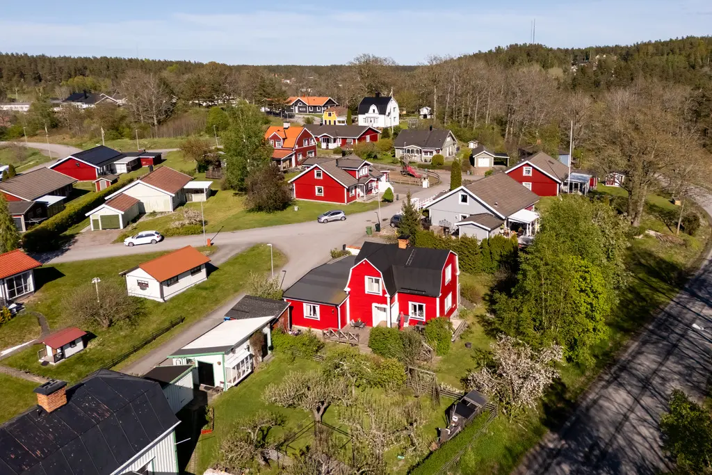 Bild 1 av 38 på Tombolagatan 6