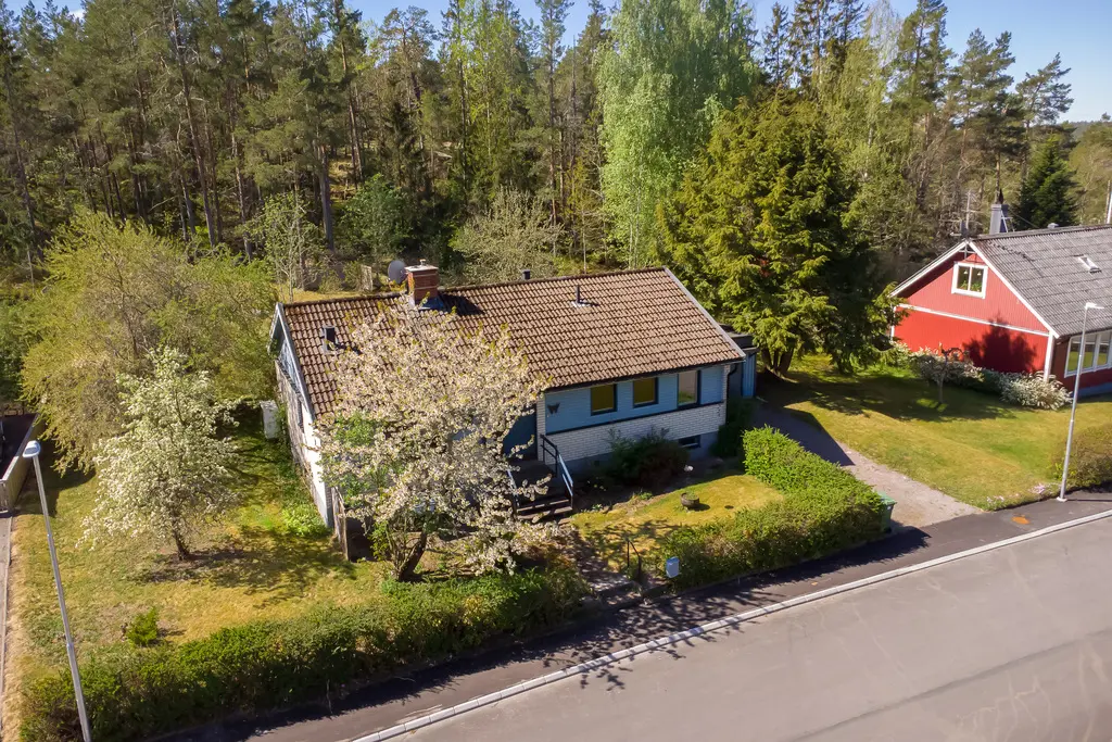 Bild 1 av 40 på Majeldsvägen 21