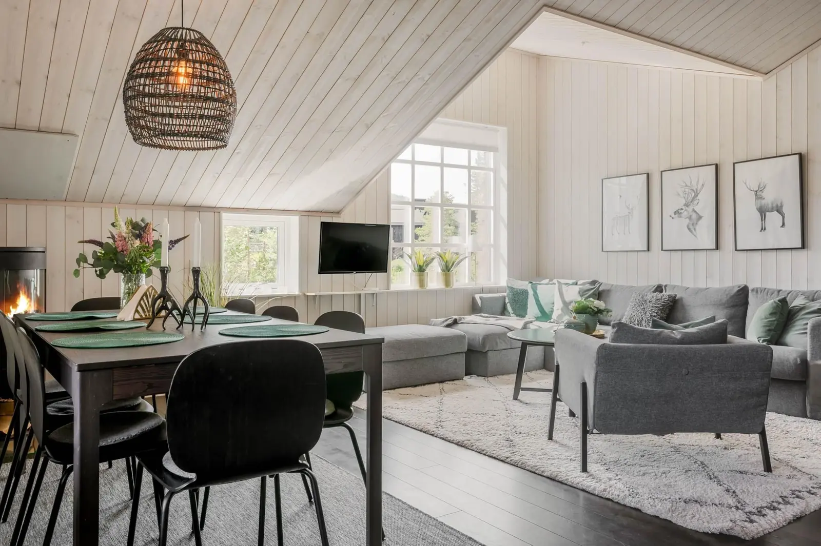 Lägenhet, Tjäderåsvägen 7C, Lindvallen, Malung-Sälen. Bild 1 av 32