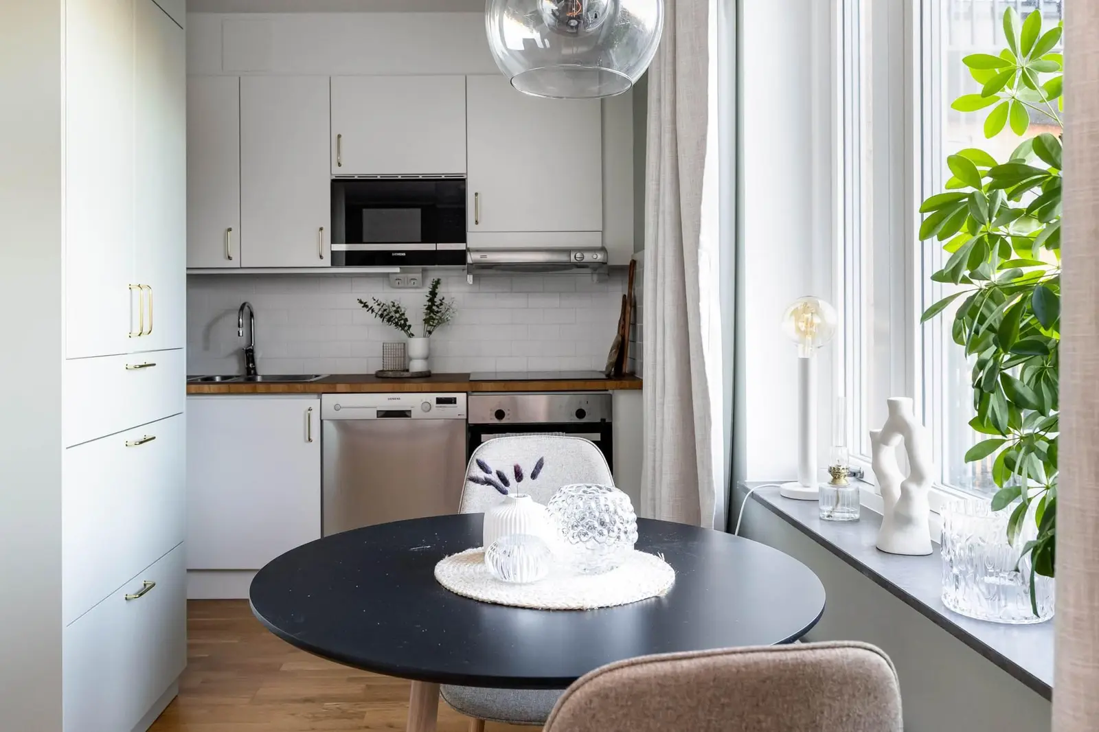 Lägenhet, Termikgatan 23D, Ladugårdsängen, Örebro. Bild 1 av 27