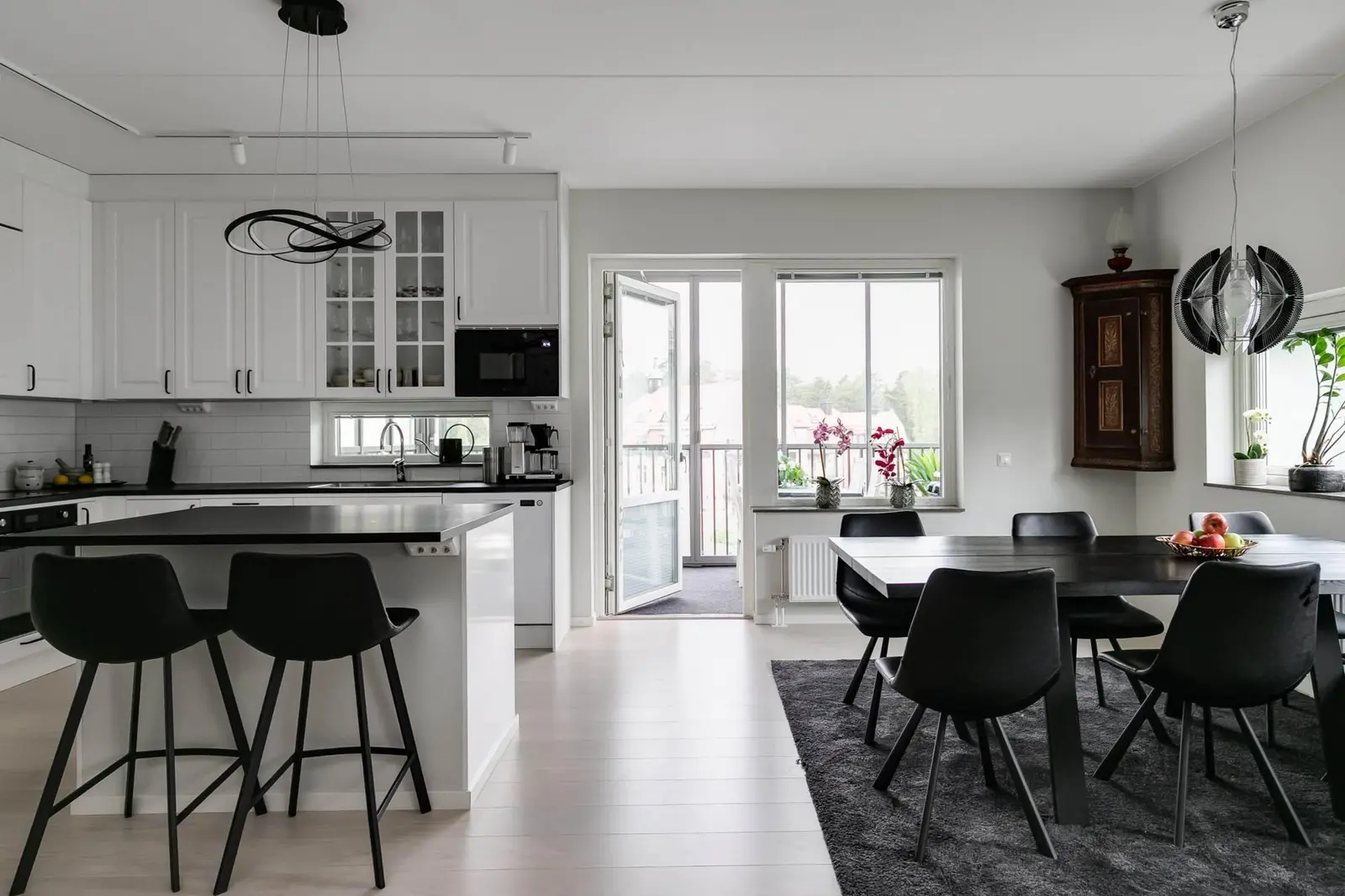 Apartment, Sanatorieskogen 12, Adolfsberg, Örebro. Photo 1 of 22
