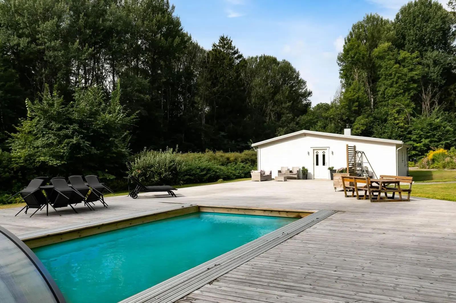 Villa, Lanna Skogsberg, Lanna, Lekeberg. Bild 1 av 20