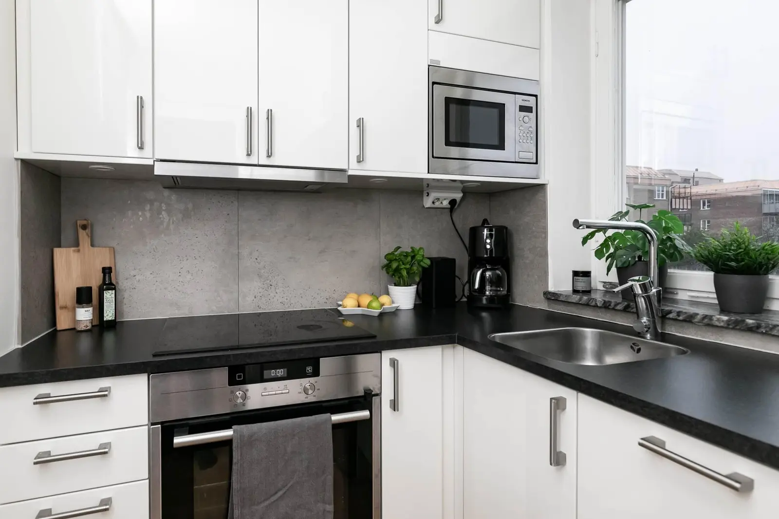 Apartment, Folkungagatan 40, Centralt Väster, Örebro. Photo 1 of 13