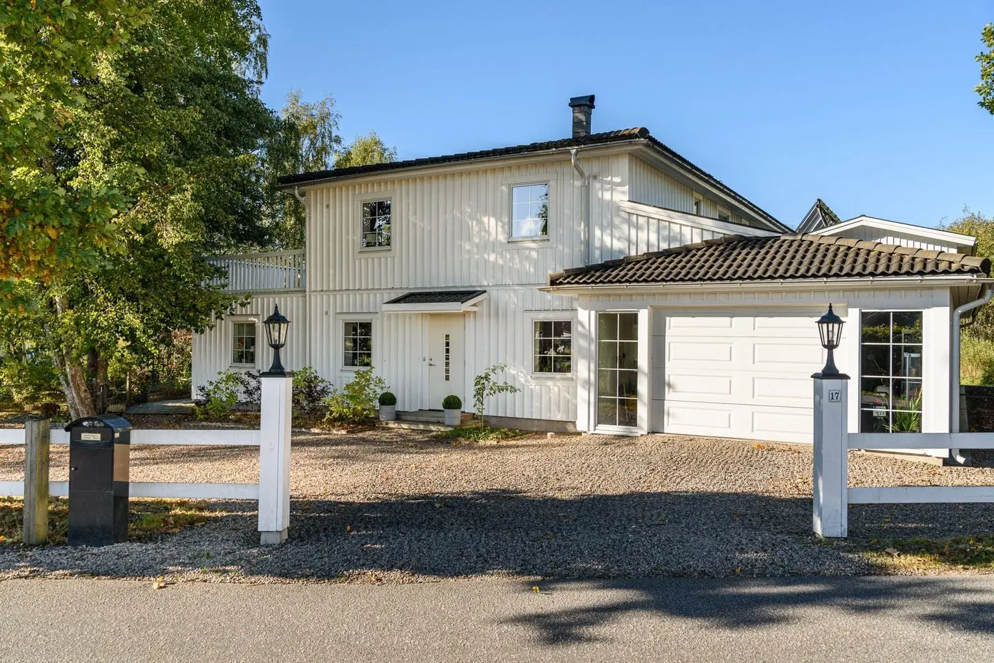 House, Härlövsvägen 17, Växjö. Photo 1 of 118