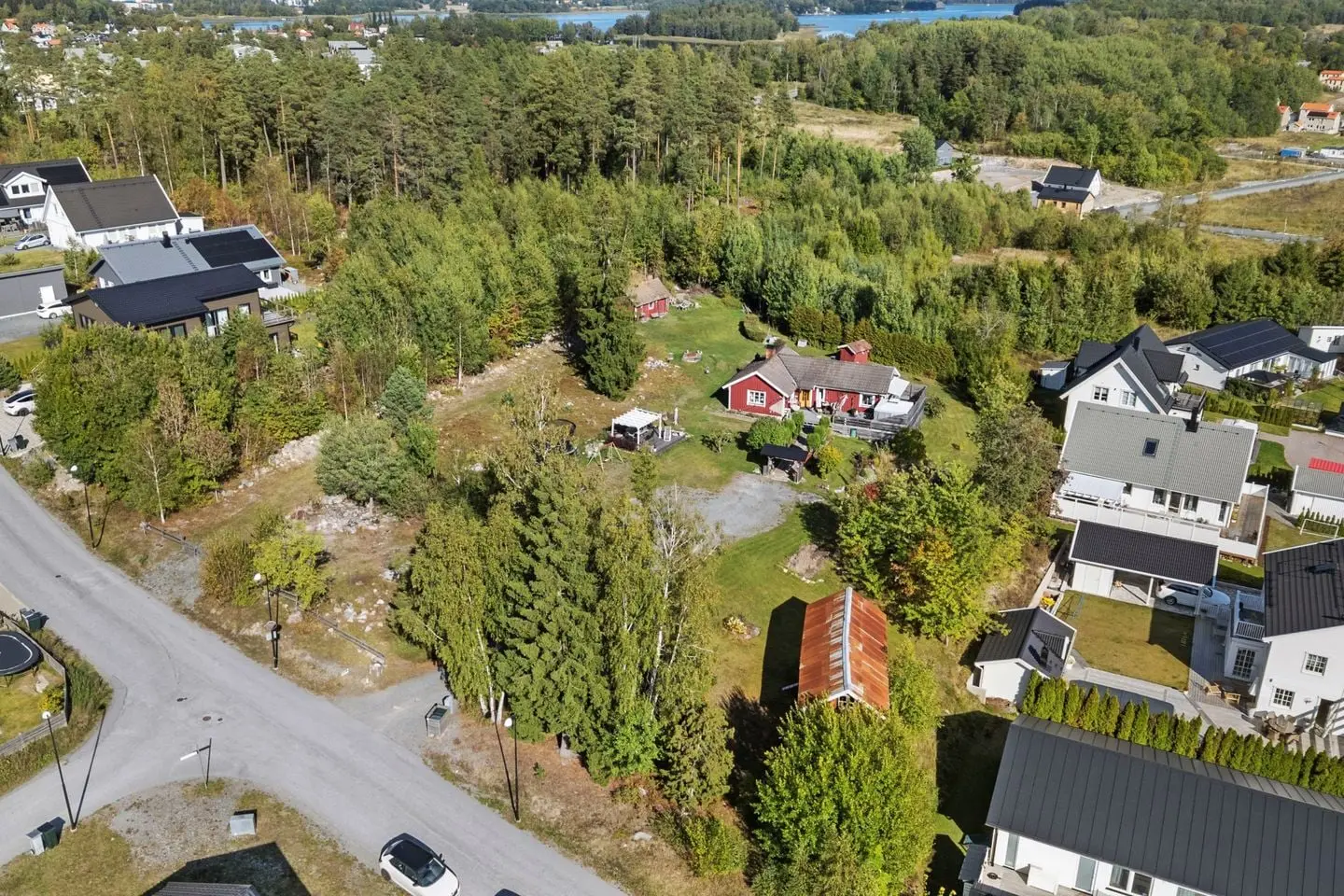Villa, Brandvaktsvägen 15, Norrtälje. Bild 1 av 40