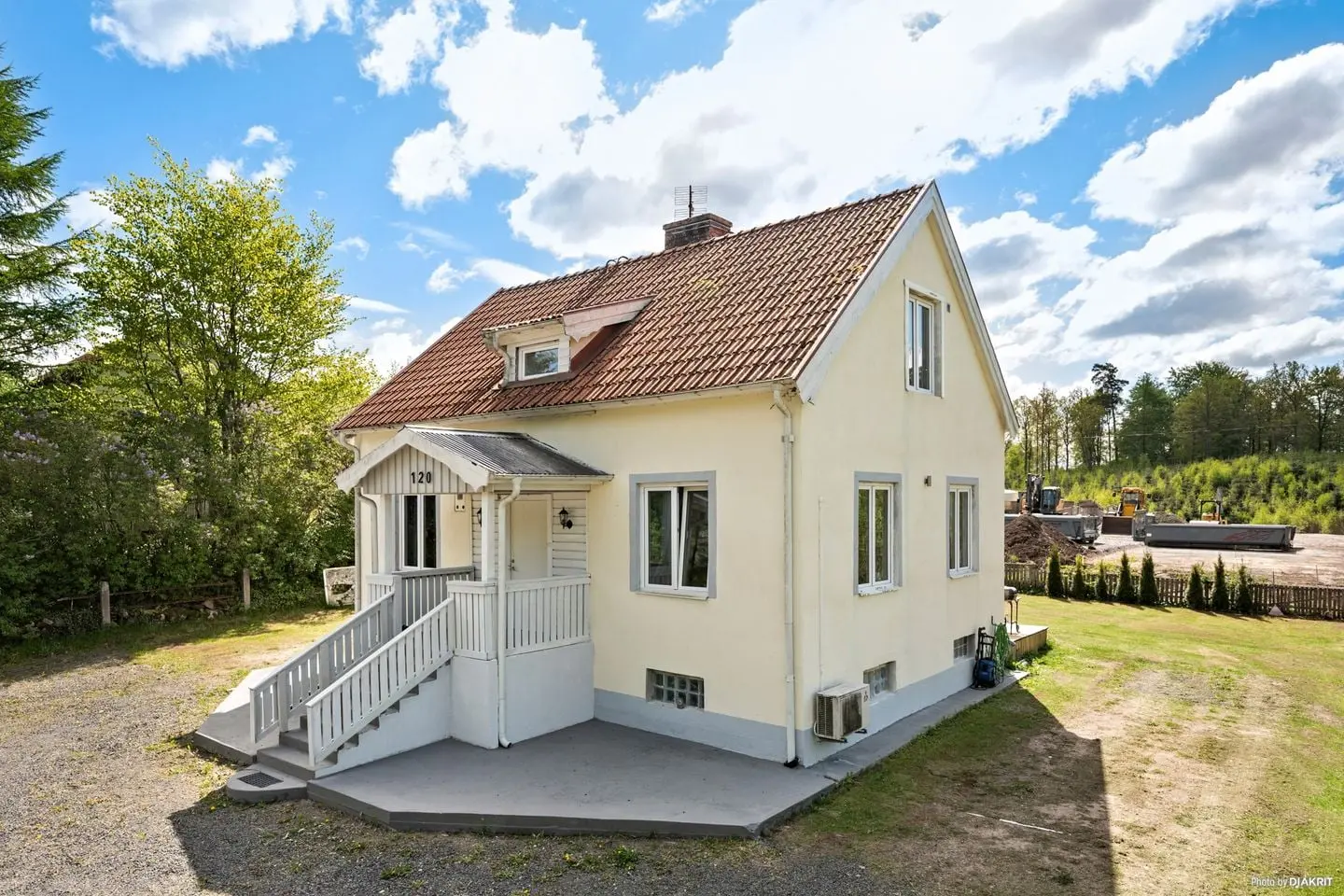 Bild 1 av 24 på Hässleholmsvägen 120