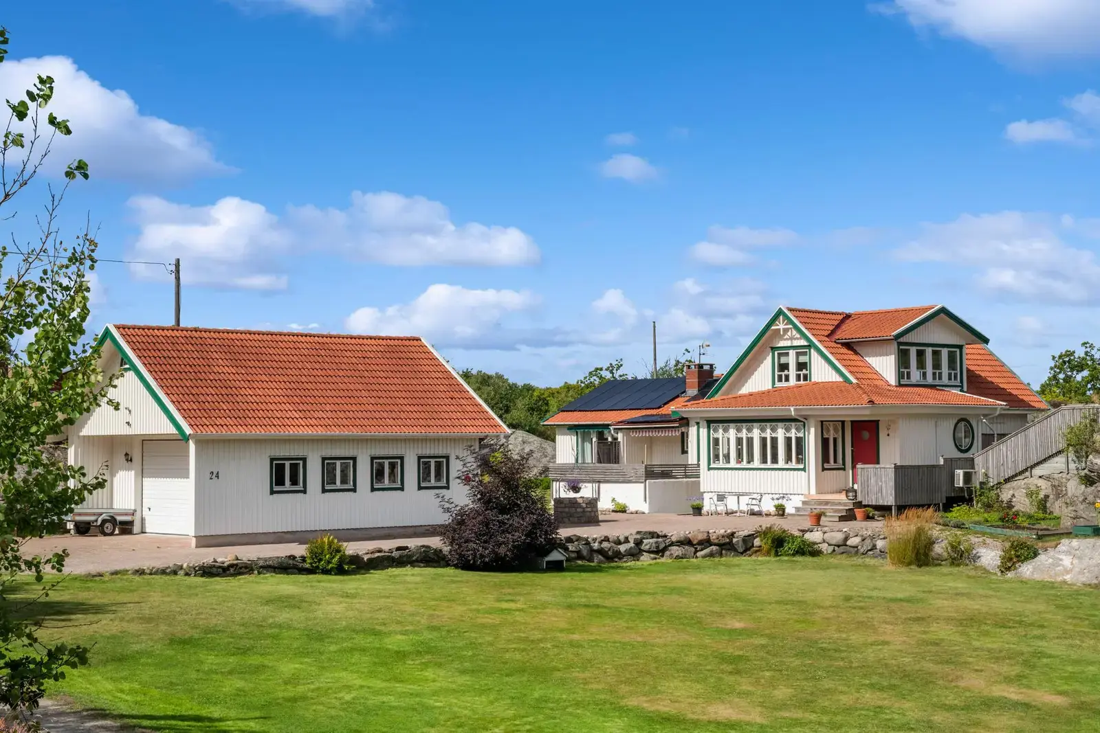 Villa, Björholmsvägen 24, Tjörn. Bild 1 av 20