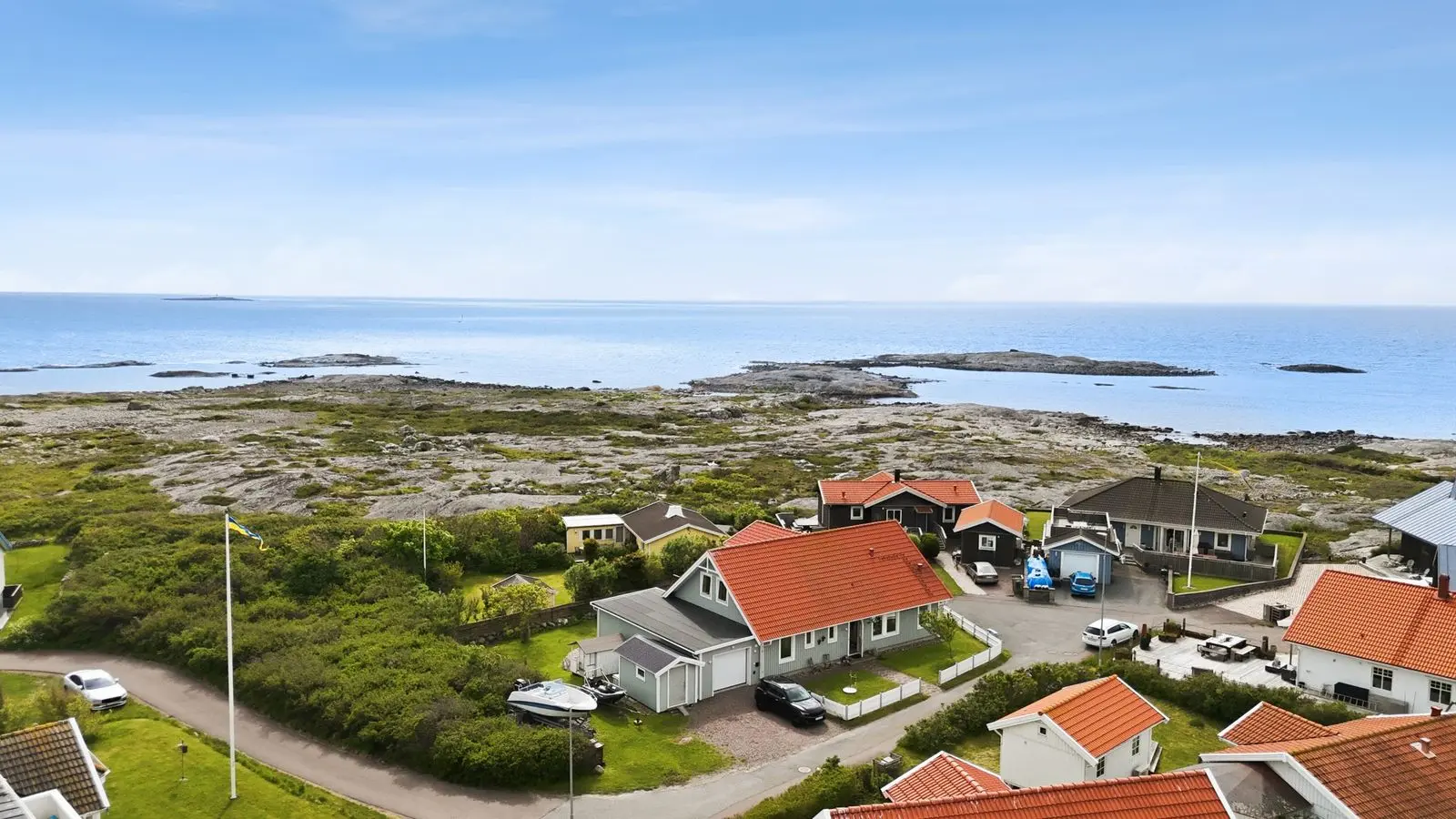 Image 1 of 40 of Gårdsvägen