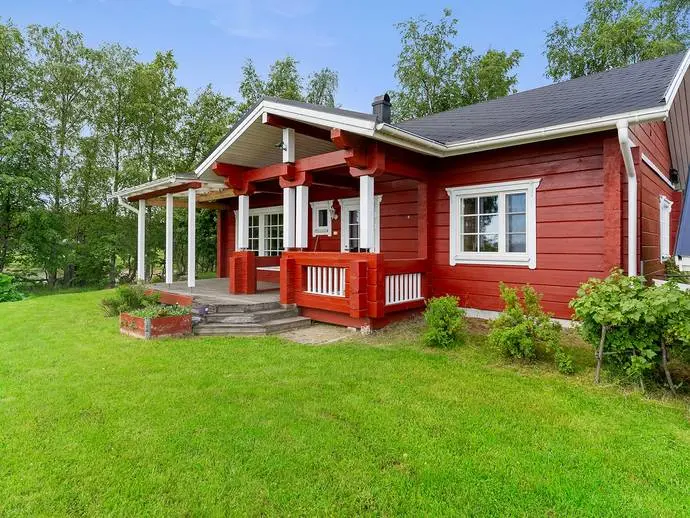 Bild 1 av 20 på Kirveskarivägen 130