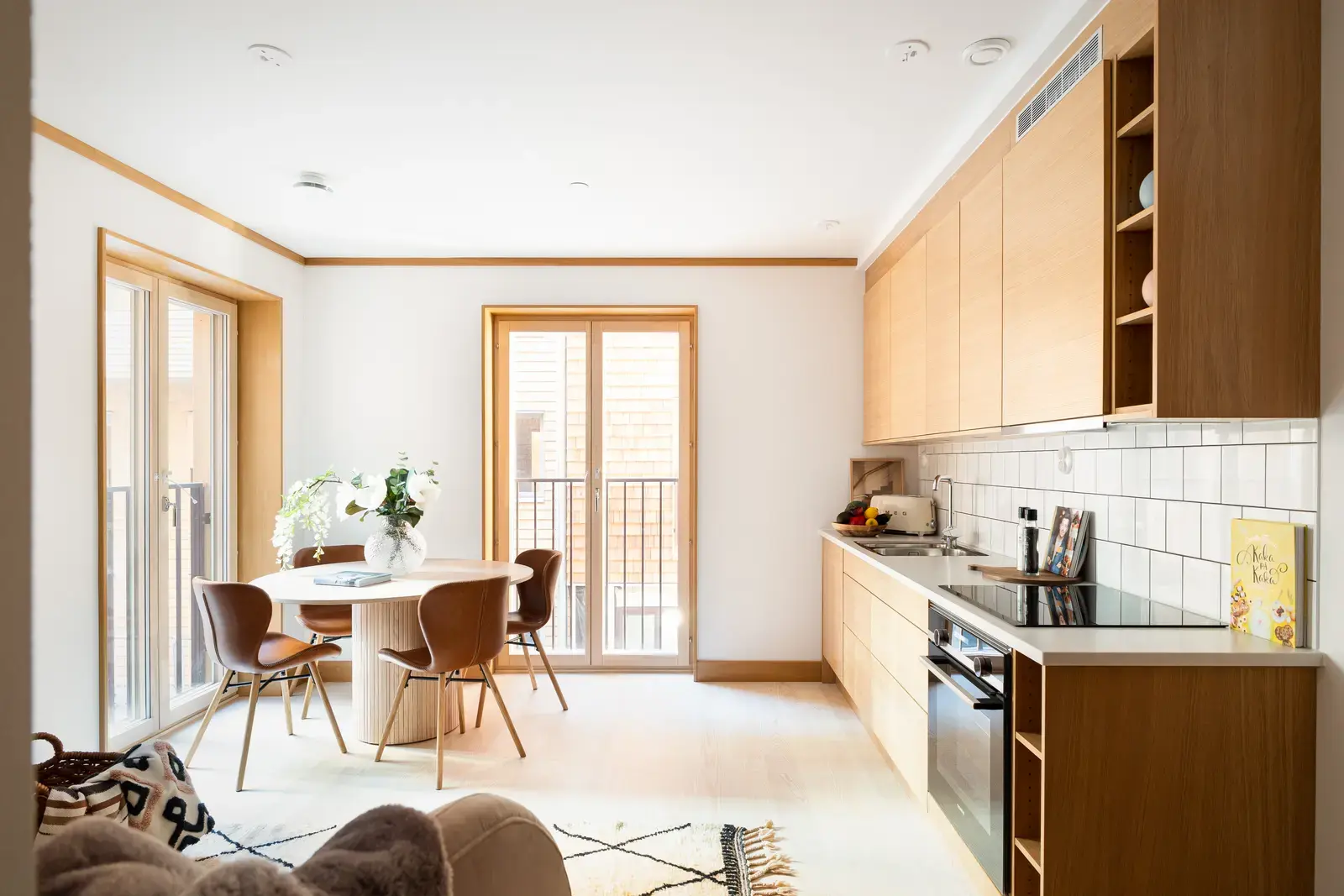 Apartment, Hagaesplanaden 73. Photo 1 of 20