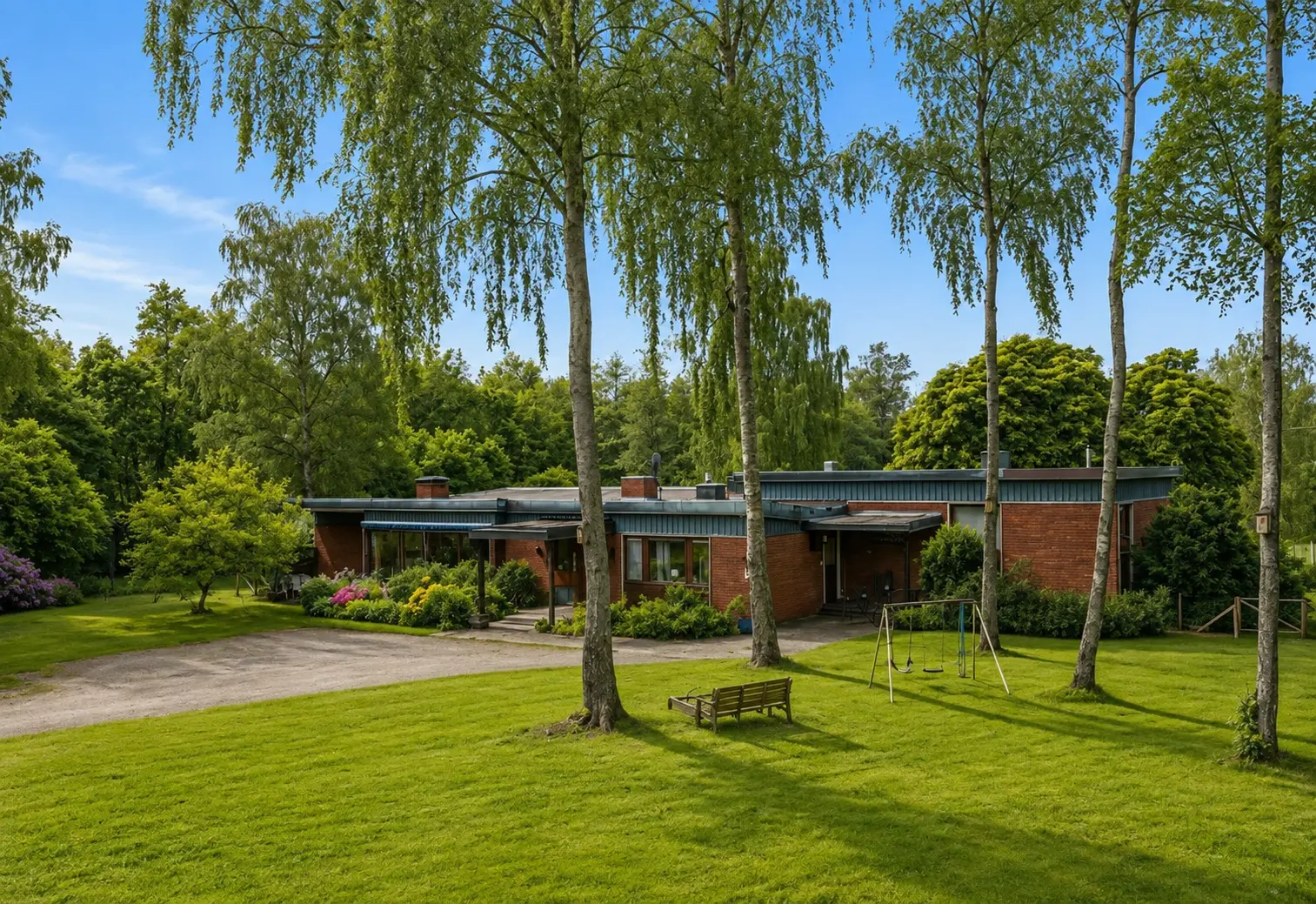 Bild 1 av 29 på Ringarevägen 23