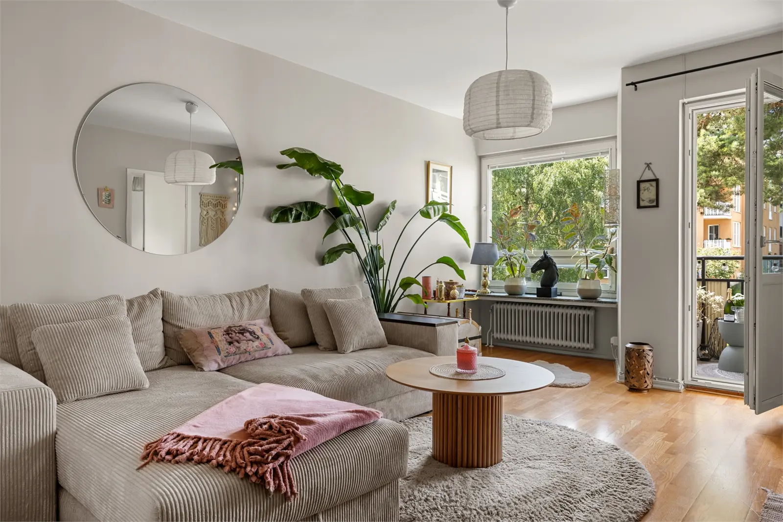 Lägenhet, Örnstigen 25, Täby. Bild 1 av 16