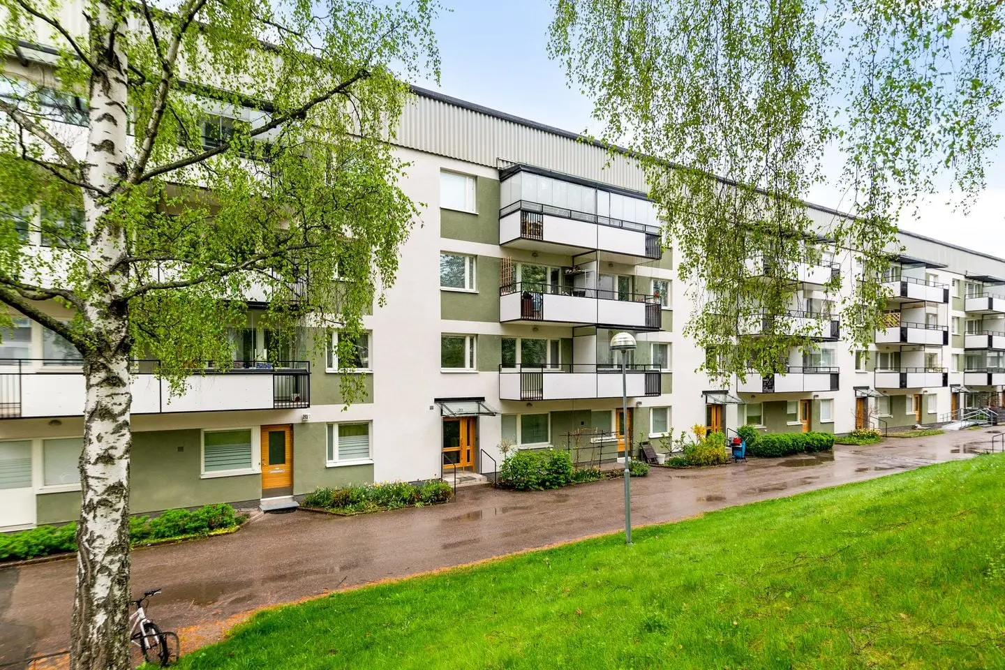 Apartment, Dagsverksvägen 211, Stockholm. Photo 1 of 23