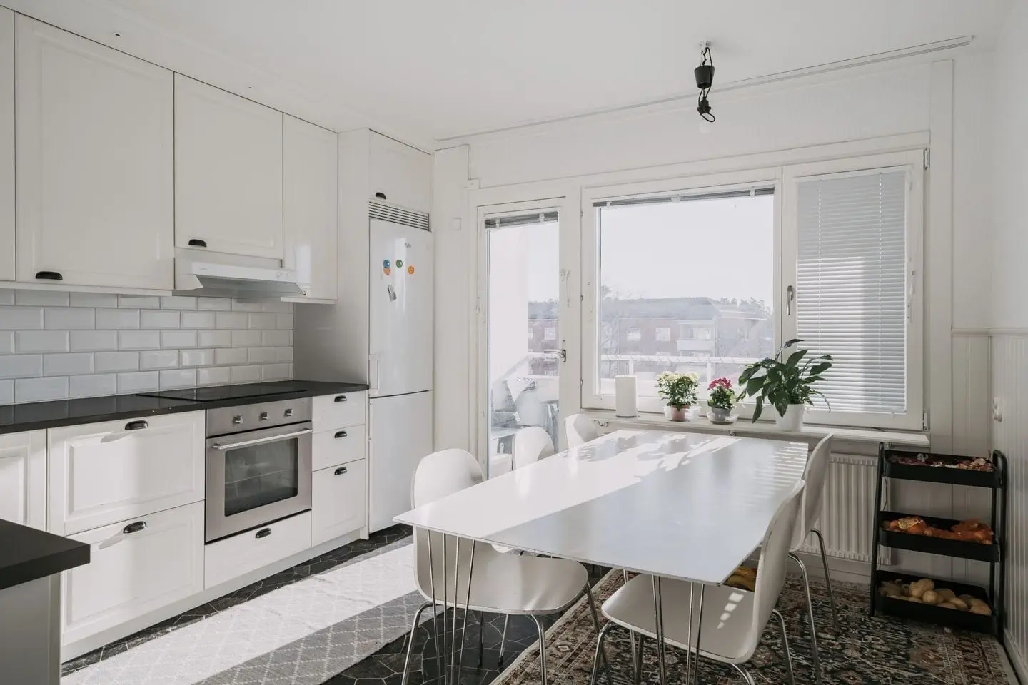 Lägenhet, Akaciastigen 10, Mariestad. Bild 1 av 24