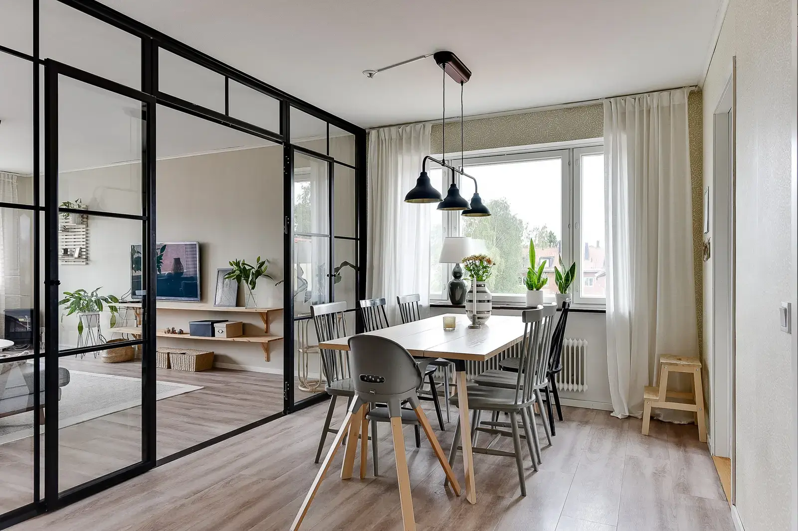 Bild 1 av 20 på Örngatan 3B