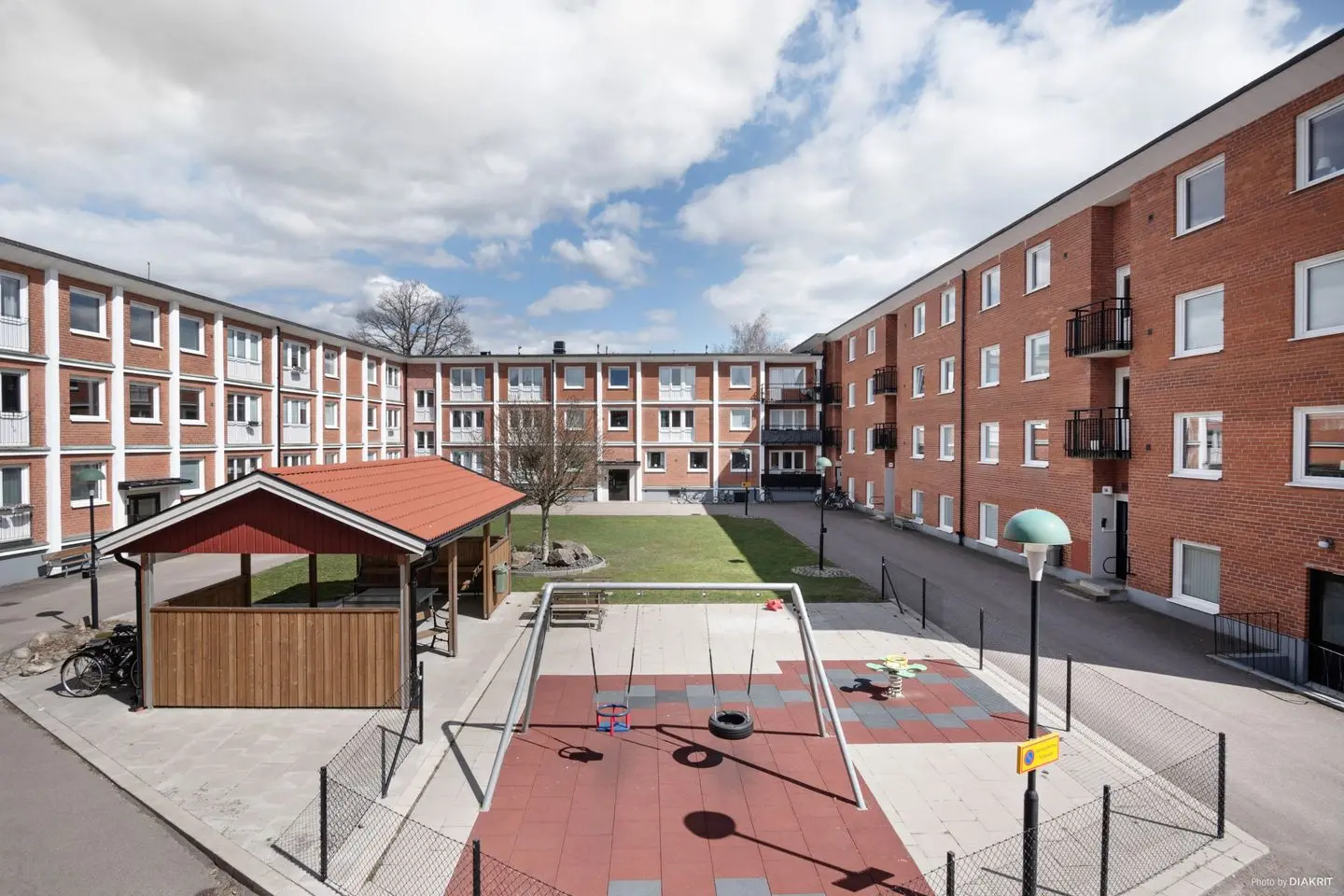 Bild 1 av 12 på Hantverkaregatan 2B